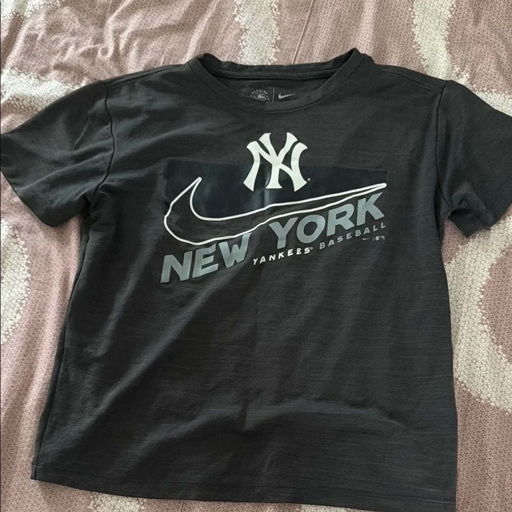 Nike x New York Yankees Black Kids' Graphic Tee